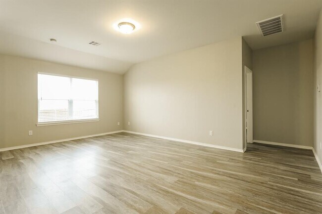 Foto del edificio - 518 Crystal Ln