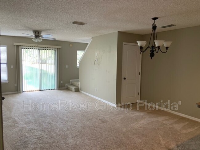 Foto del edificio - 3219 Academy Park Pl