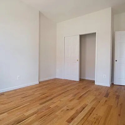 Building Photo - 870 Prospect Pl