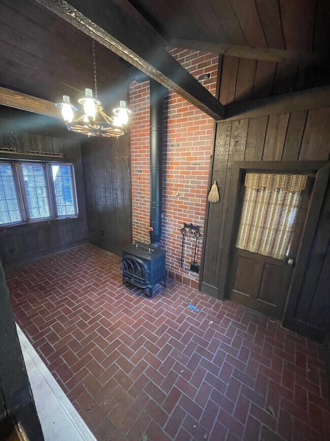 Building Photo - 3445 N 58th St