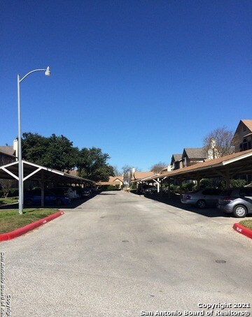 Building Photo - 7880 Micron Dr