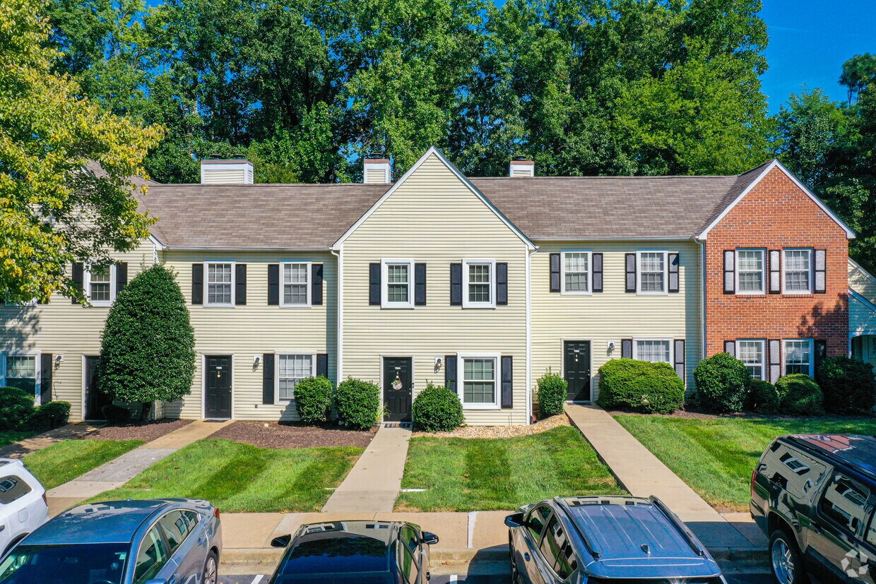 Cross Creek Apartments Apartments in Richmond, VA