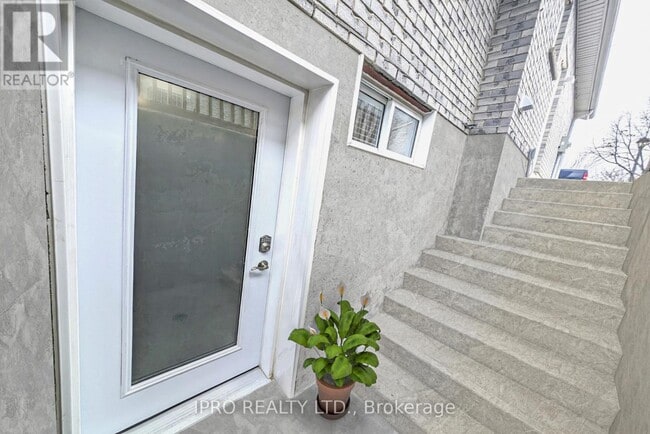 Building Photo - 43 Wingfield Ave