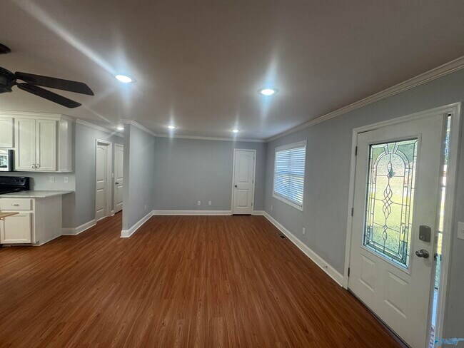 Foto del edificio - 186 Jones Cir