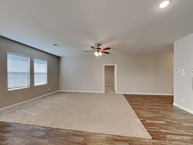 Building Photo - 408 Glen Meadow Dr