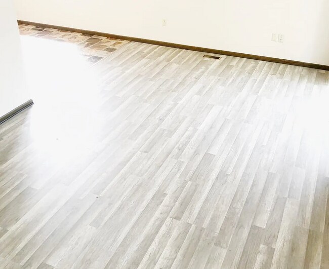 Foto del edificio - 1218 Trailwood N