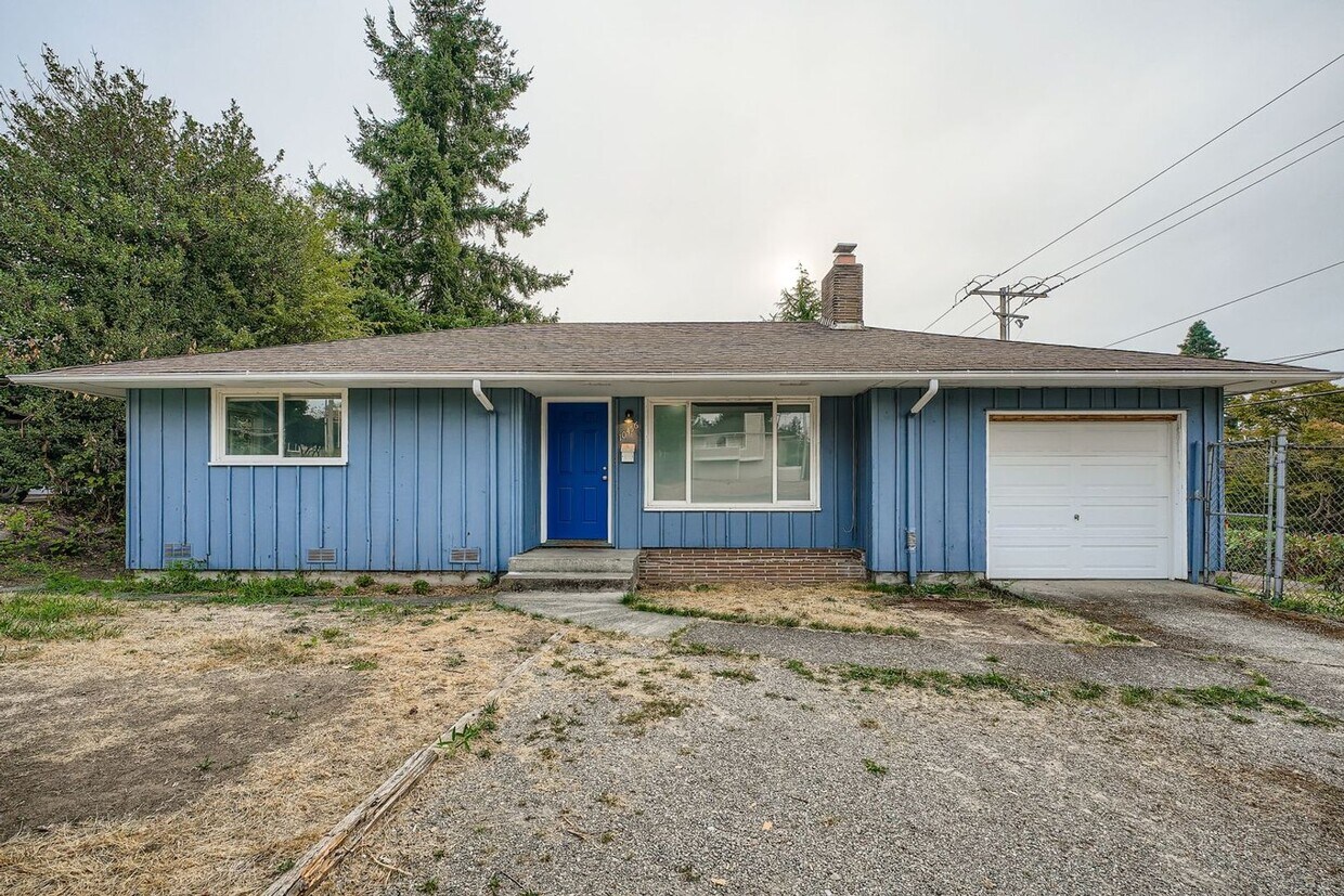 Foto principal - Charming, Recently Updated 3 Bed West Seat...