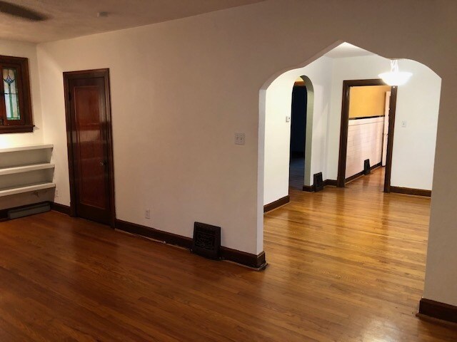 Foto del edificio - 4012 Fairview Ave