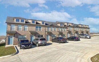 Building Photo - 1000-102 Henry Place Blvd