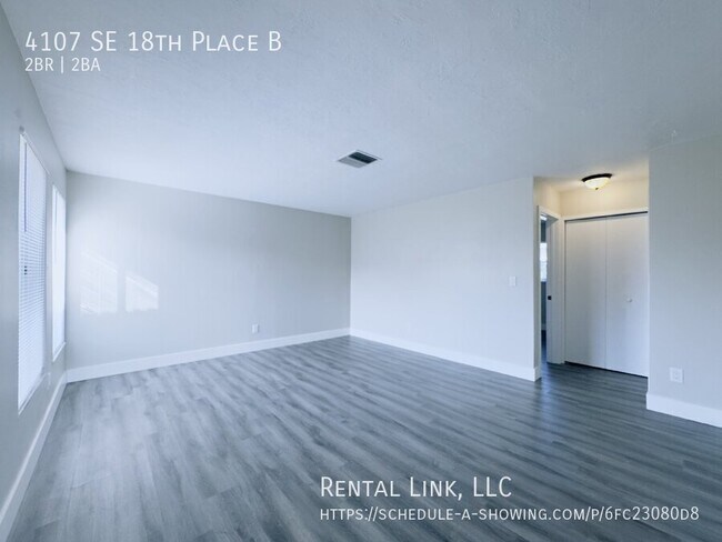 Foto del edificio - 4107 SE 18th Pl