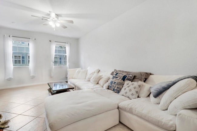 Building Photo - 107 Pond Apple Ln