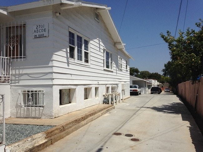 Building Photo - 2701 Highland Ave