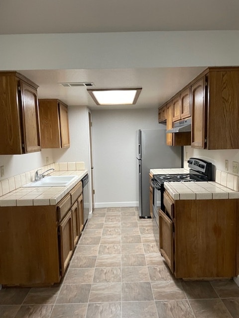Foto del edificio - 49400 River Park Rd