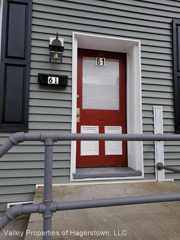Foto principal - 57-61 E Antietam St