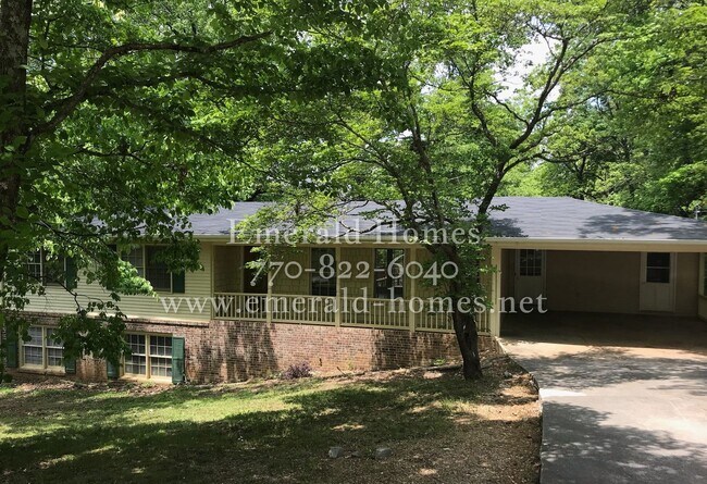 Building Photo - Huge 5 bedroom home in Lawrenceville NOW R...