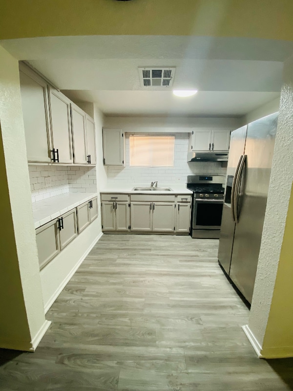 Foto del edificio - 11055 Breeze Ct