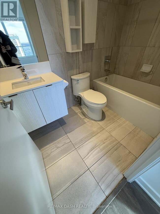 Building Photo - 99 Broadway Ave