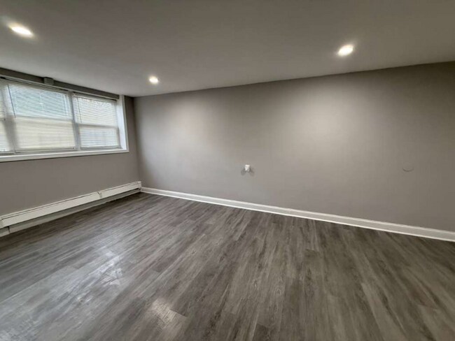 Foto del edificio - 147 Cleveland St