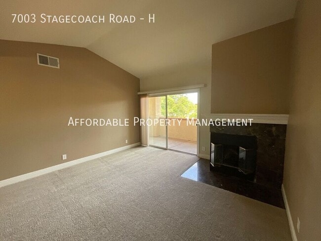 Building Photo - 7003 Stagecoach Rd