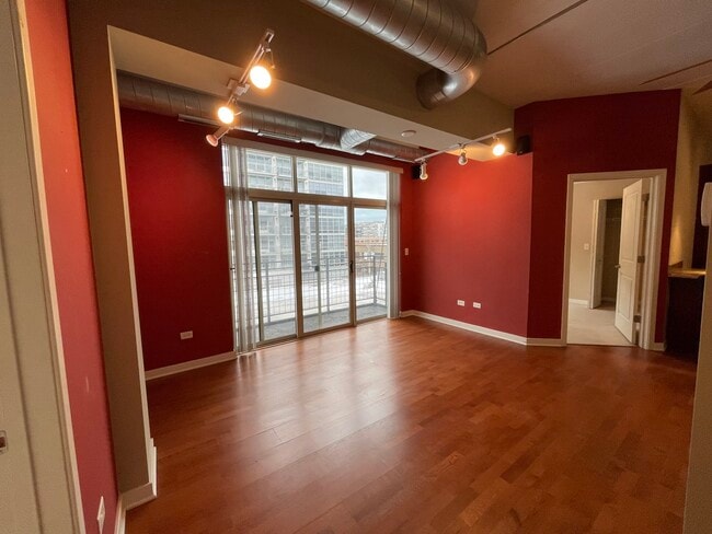 Foto del edificio - 1228 W Monroe St