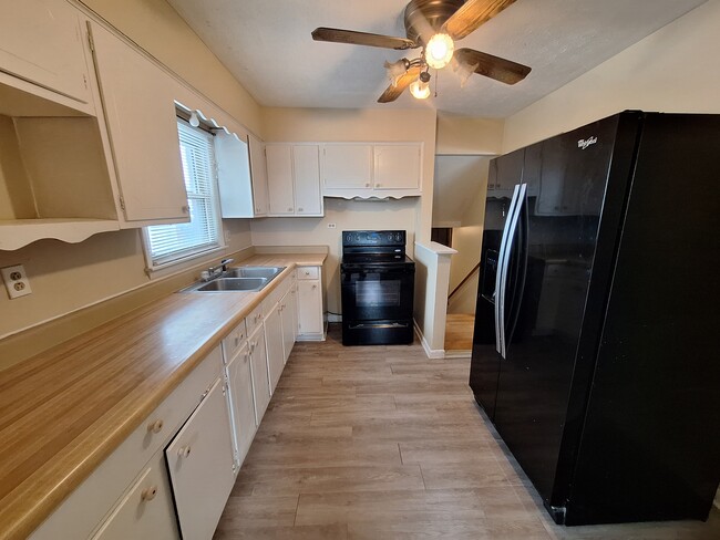 Kitchen from DR - 4007 Dellafay Dr