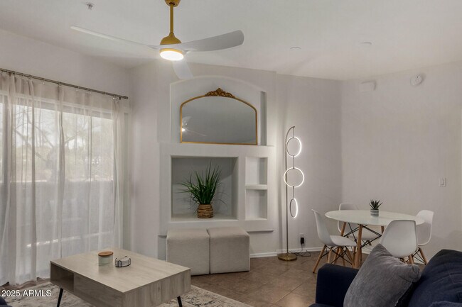 Foto del edificio - 10401 N Saguaro Blvd