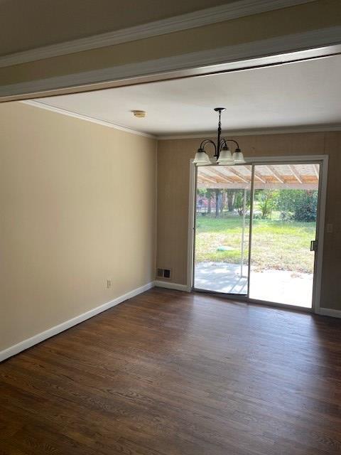 Building Photo - 5438 Meadow Dr
