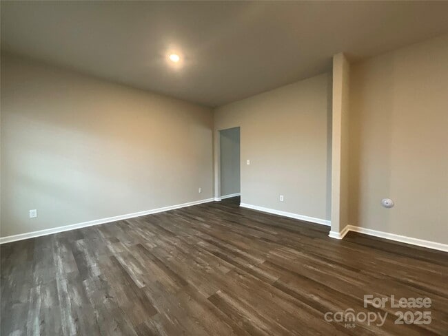 Building Photo - 6015 Ahoskie Dr