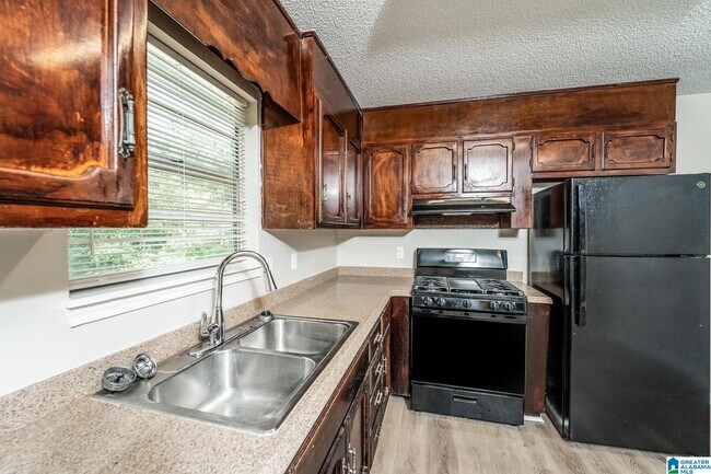 Foto del edificio - 3814 Mars Ave