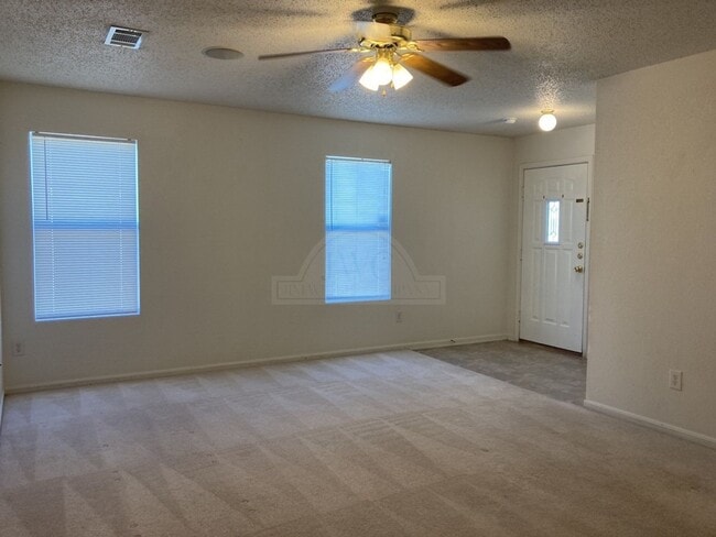 Building Photo - 4307 Windcrest Dr