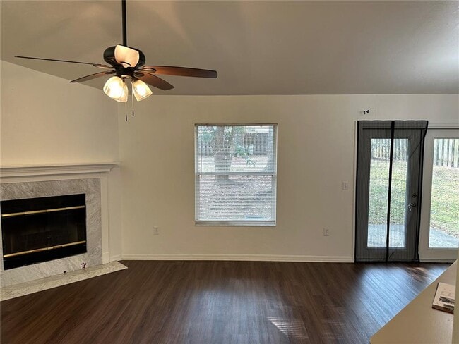 Building Photo - 1435 NW 100th Terrace