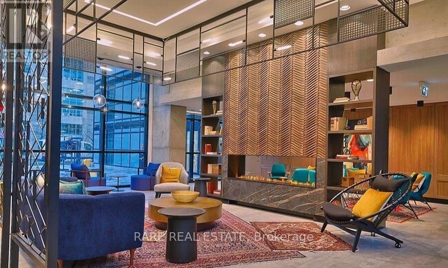 Building Photo - 251 Manitoba St