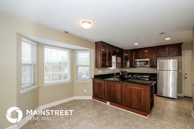 Building Photo - 6209 Forest Pond Dr