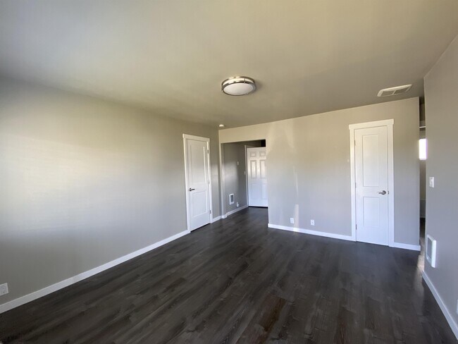 Foto del edificio - 102 S Jeffries St