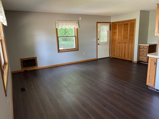 Building Photo - 8919 Norman Dr