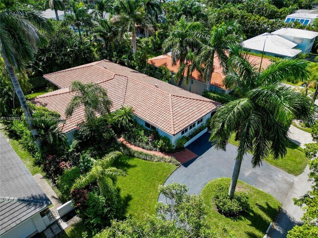 Foto del edificio - 1284 NE 94th St