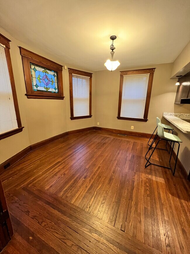 Dinning Area - 21 Glenwood Ave