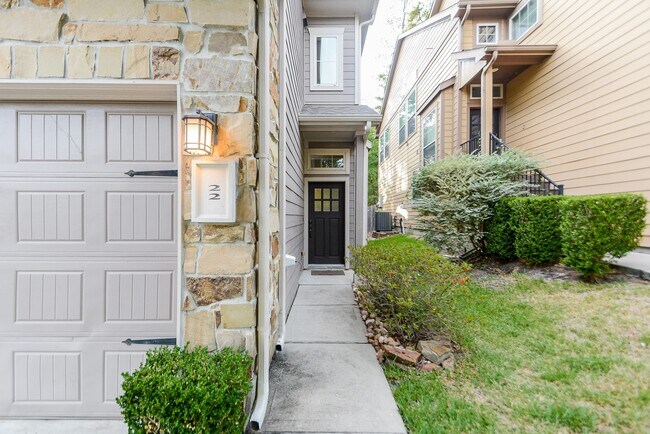 Foto del edificio - 22 Cheswood Manor Drive