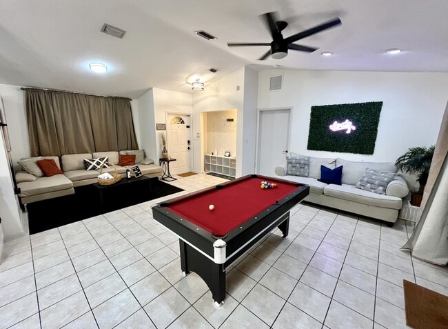 Foto del edificio - 15430 SW 158th St