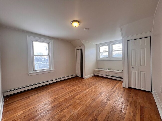 Foto del edificio - 1983 Central Ave