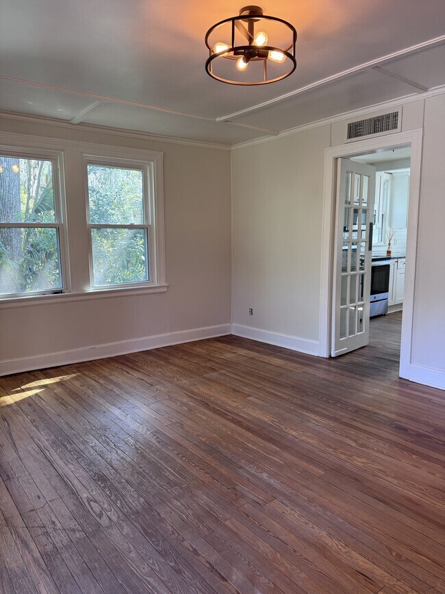 Building Photo - 2786 Fieldston Ln