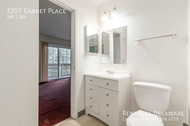 Building Photo - GORGEOUS HOME FOR RENT