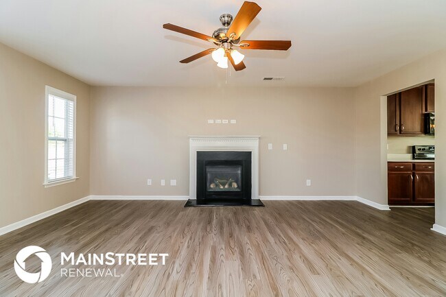 Foto del edificio - 4105 Laurel Glen Dr