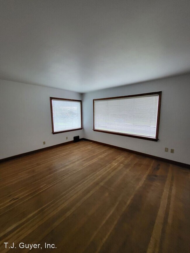 Foto del edificio - 2 br, 1 bath House - 1054 S Market Blvd