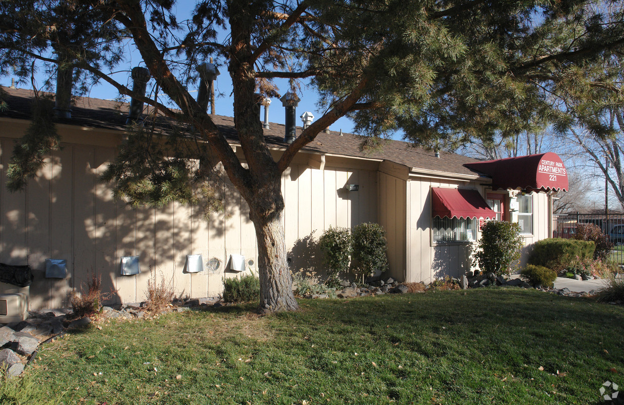 Primary Photo - Century Park Apartments