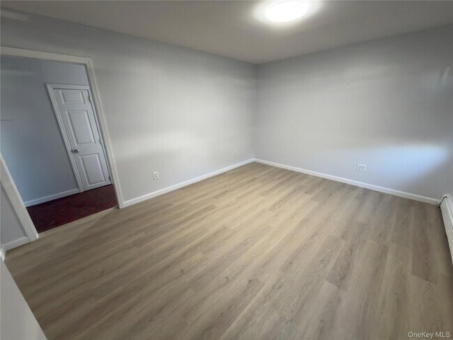 Foto del edificio - 3156 Chelsea Ln