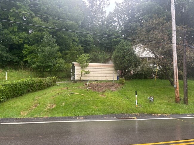 Building Photo - 655 Beatty Rd