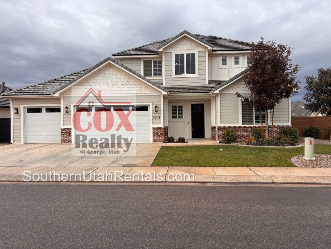 Primary Photo - Beautiful 5 bed | 4 bath | 3 Car Garage Cu...