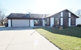 Building Photo - 9531 Yearling Dr
