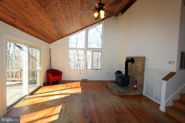 Building Photo - 183 John Brown Farm Rd